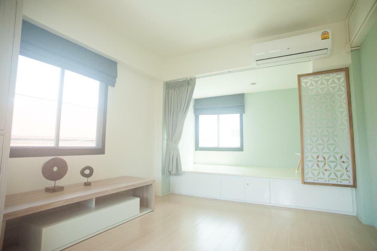 Baan Ploy In (adults Only) Hostal